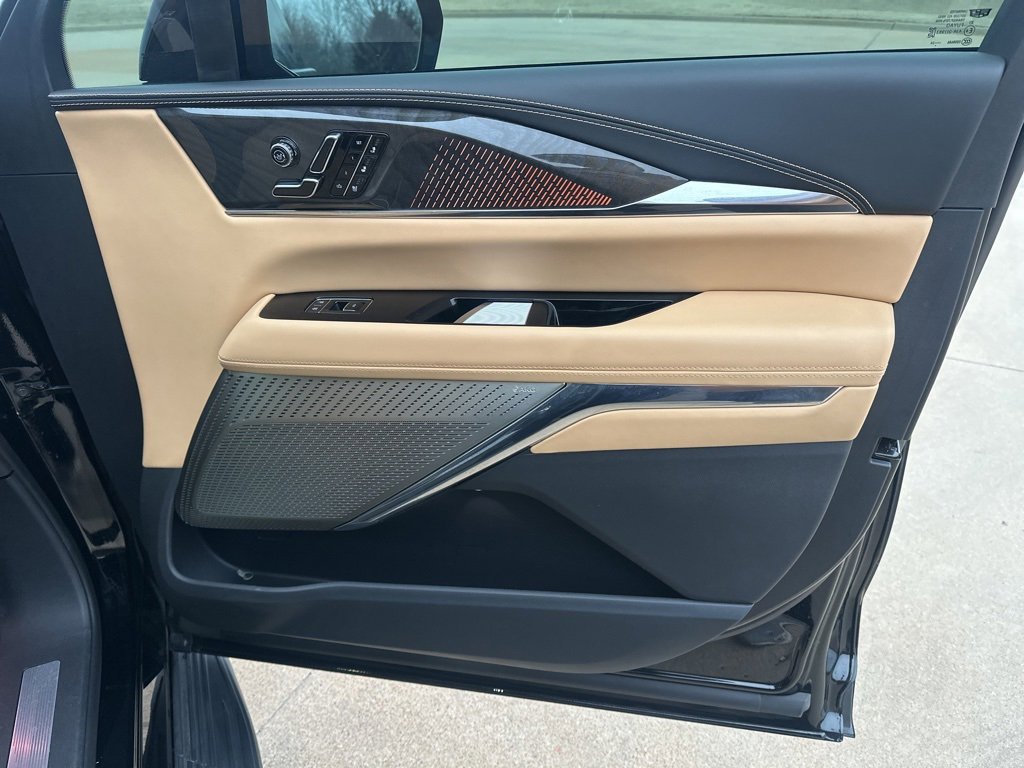 Used 2025 Cadillac Escalade IQ Sport 2 image 52