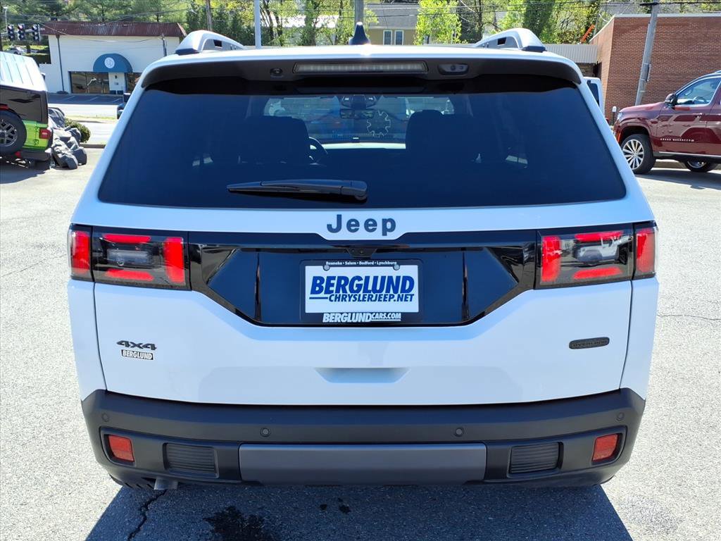 New 2026 Jeep Cherokee Overland image 5