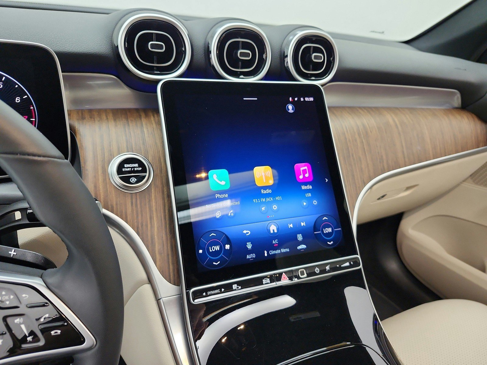 Certified 2026 Mercedes-Benz GLC 300 image 14