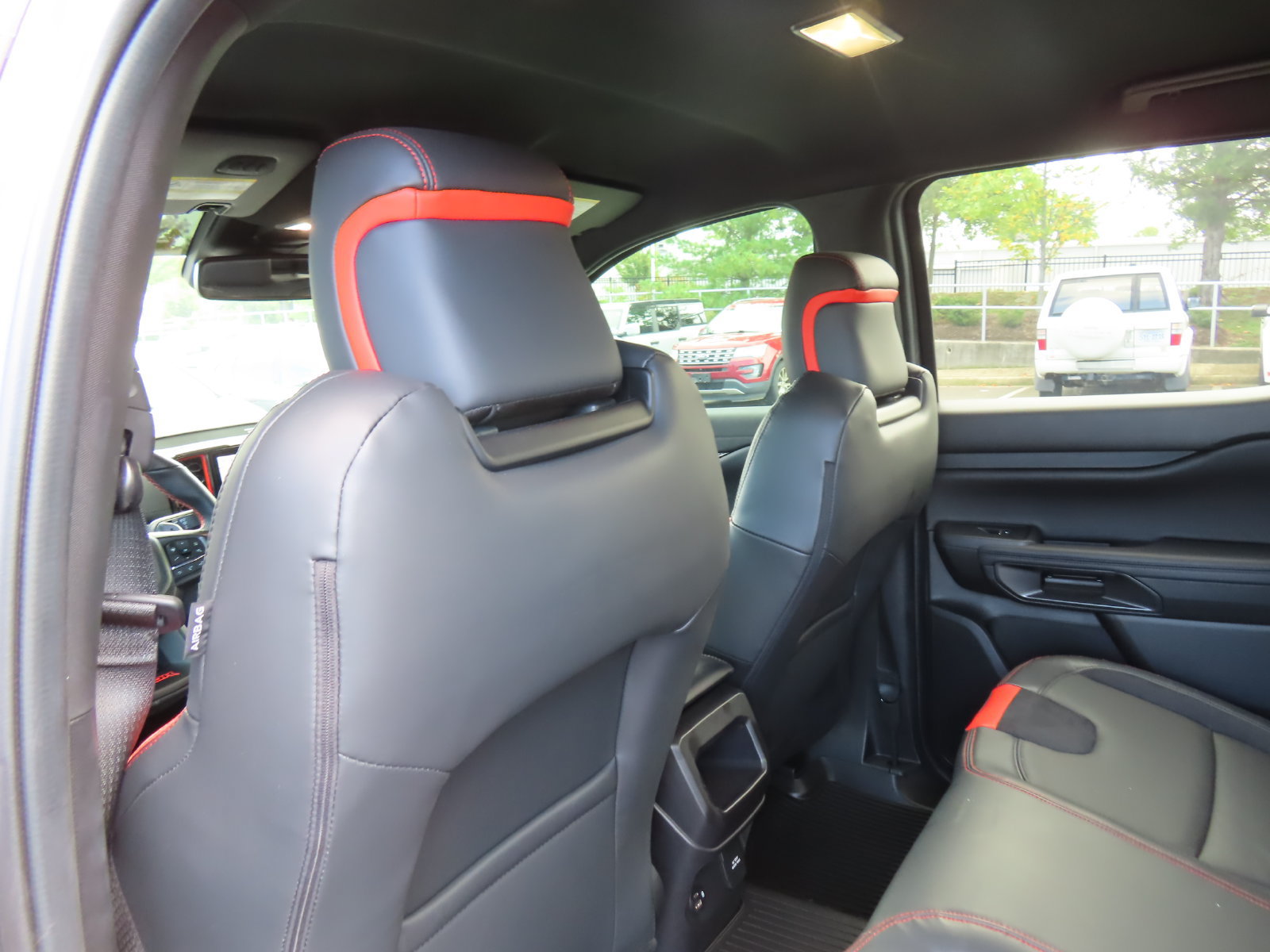 Certified 2025 Ford Ranger Raptor AWD/4WD image 36