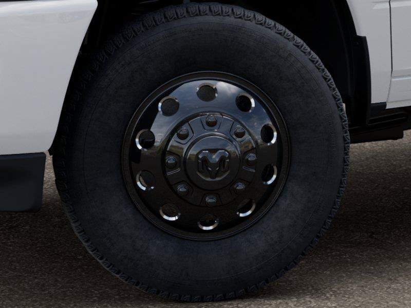 New 2026 RAM 3500 Big Horn AWD/4WD image 8
