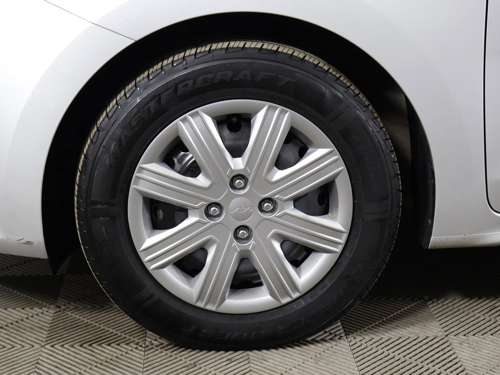 Used 2023 Kia Rio S image 19