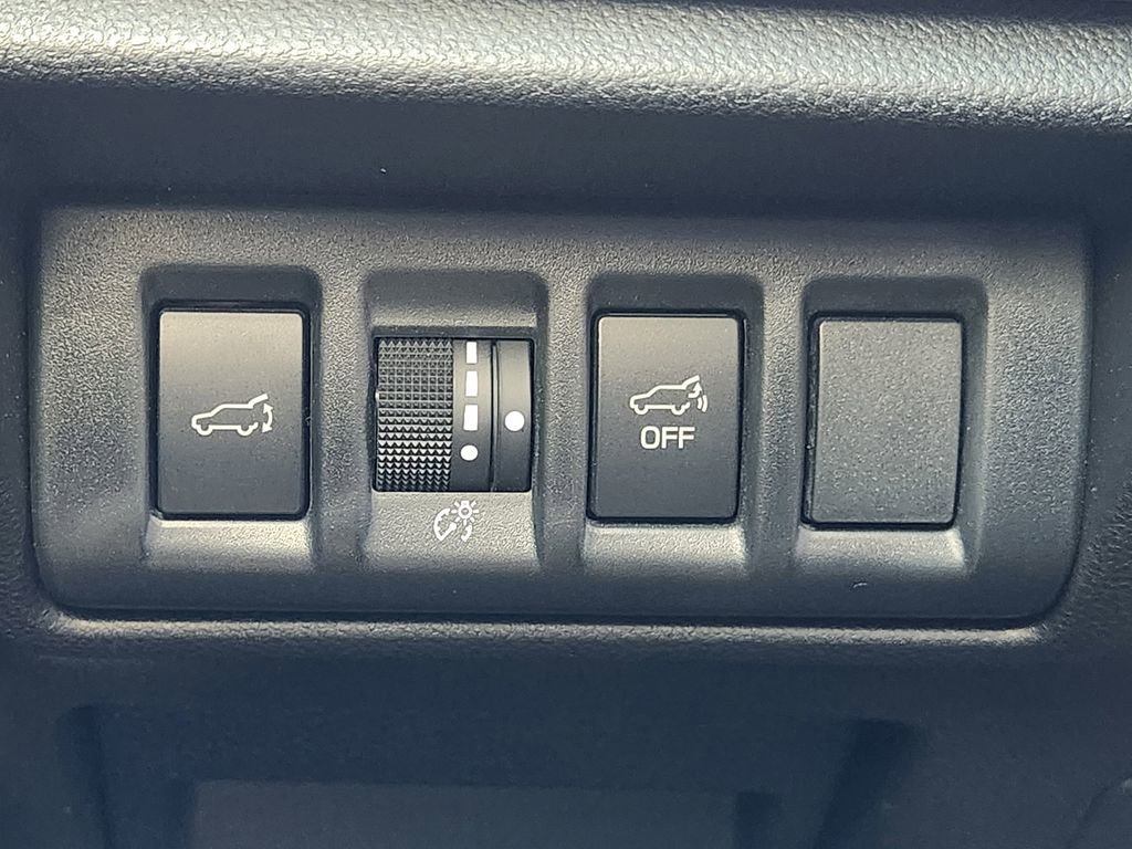 Used 2025 Subaru Outback Onyx Edition image 24