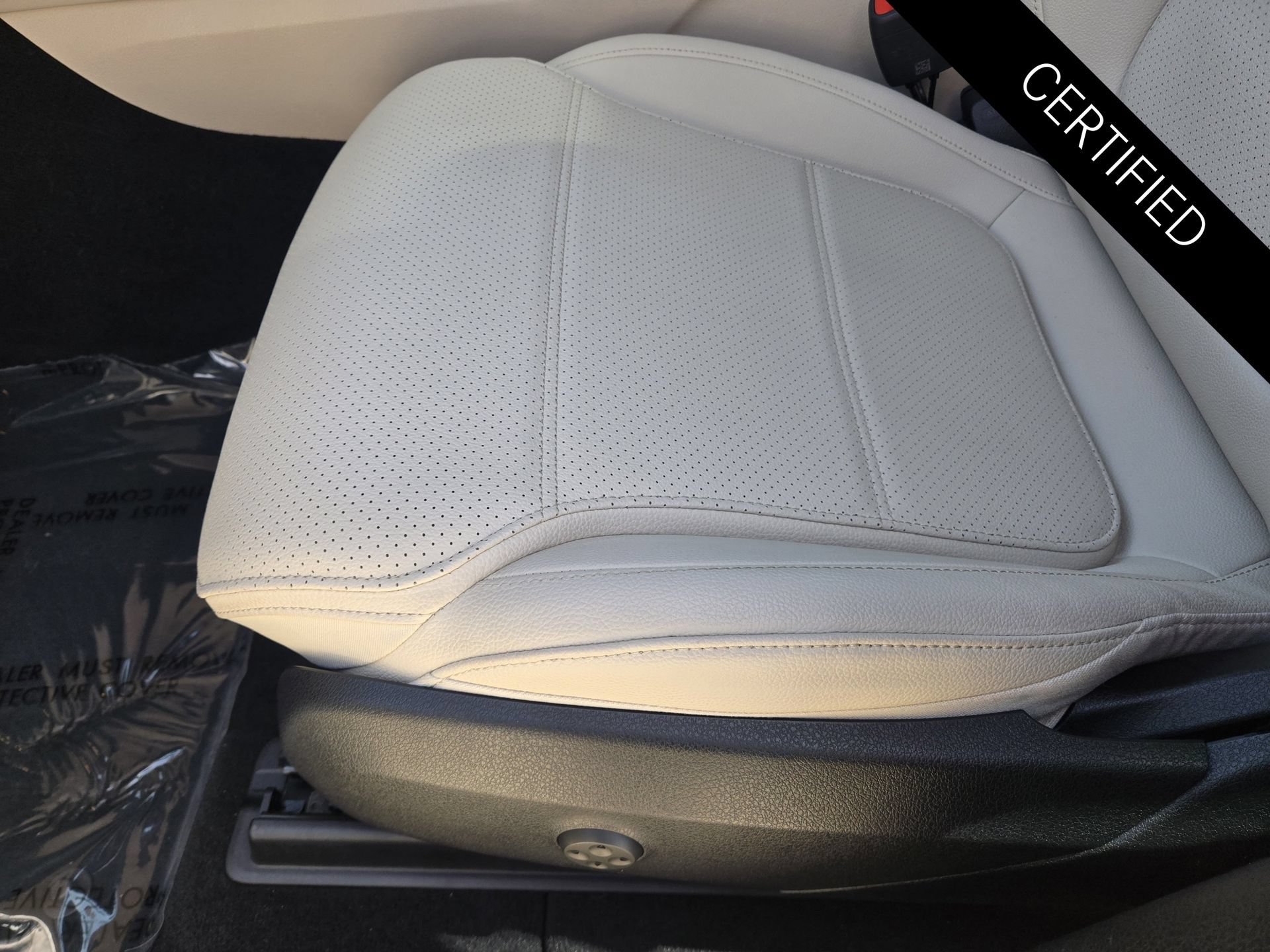 Certified 2026 Mercedes-Benz GLC 300 image 21