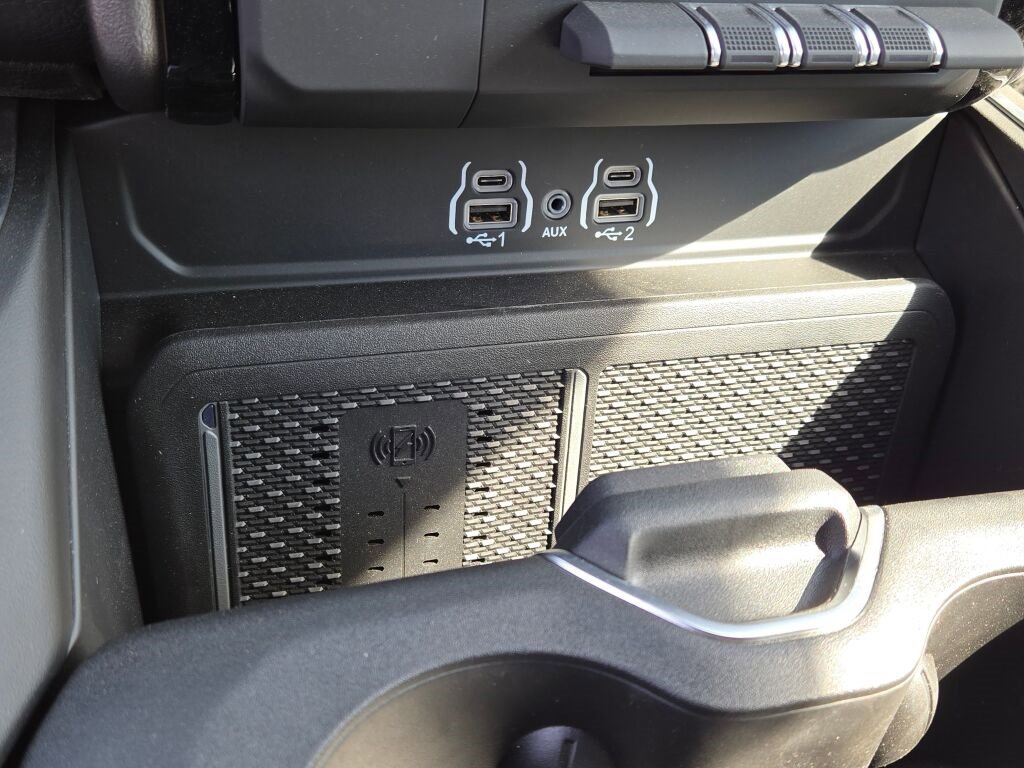 New 2026 RAM 1500 4x4 Crew Cab image 24
