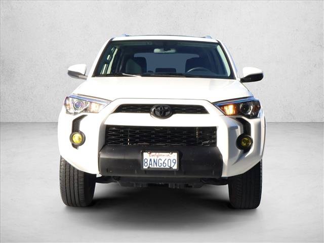 Used 2018 Toyota 4Runner SR5 w/ Preferred Accessory Package AWD/4WD image 6