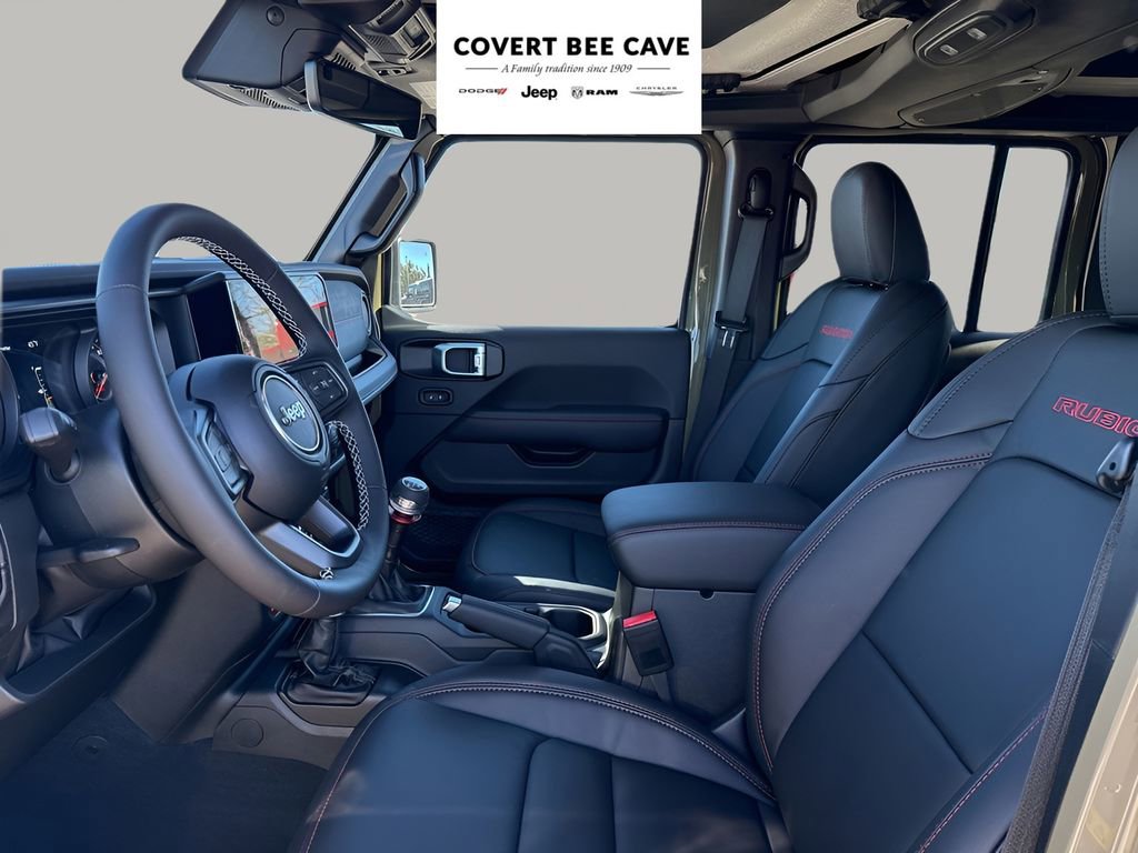 Used 2025 Jeep Wrangler Unlimited Rubicon image 16