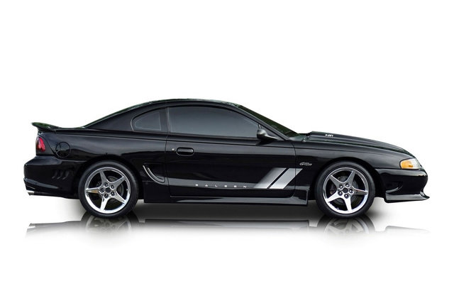 Used 1998 Ford Mustang GT RWD image 2