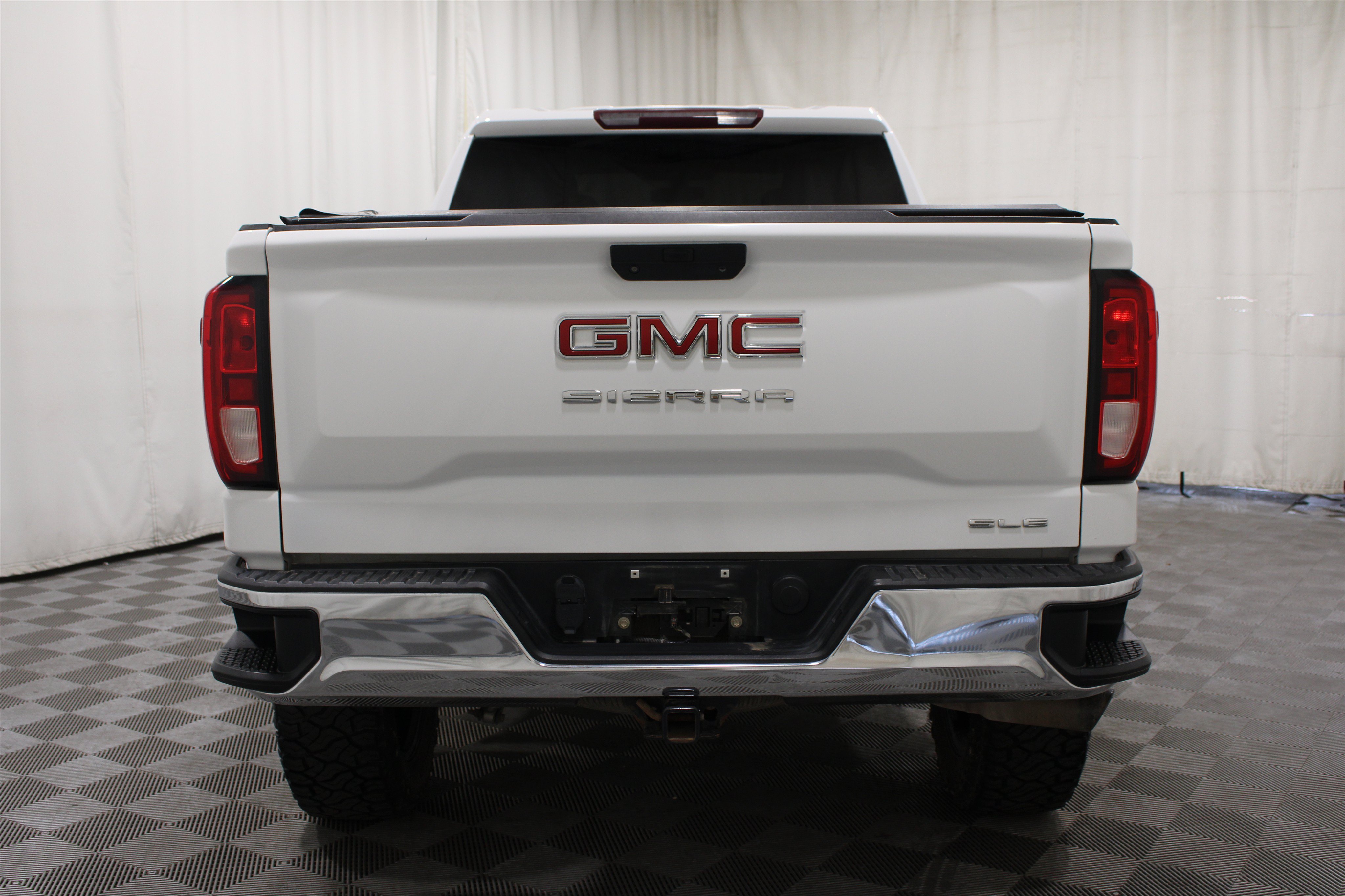 Used 2019 GMC Sierra 1500 SLE w/ SLE Value Package AWD/4WD image 28