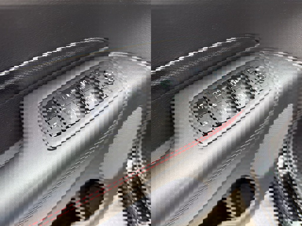 Used 2024 Dodge Durango GT image 10