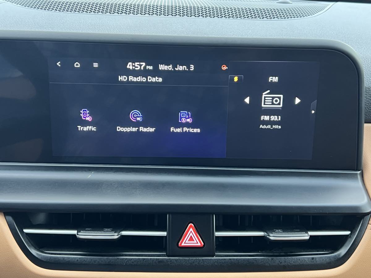 Used 2024 Kia Seltos SX image 34