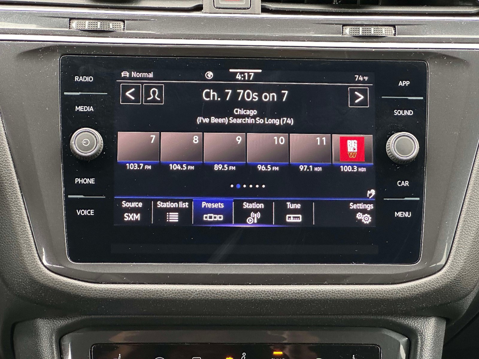 Certified 2024 Volkswagen Tiguan SE R-Line AWD/4WD image 19