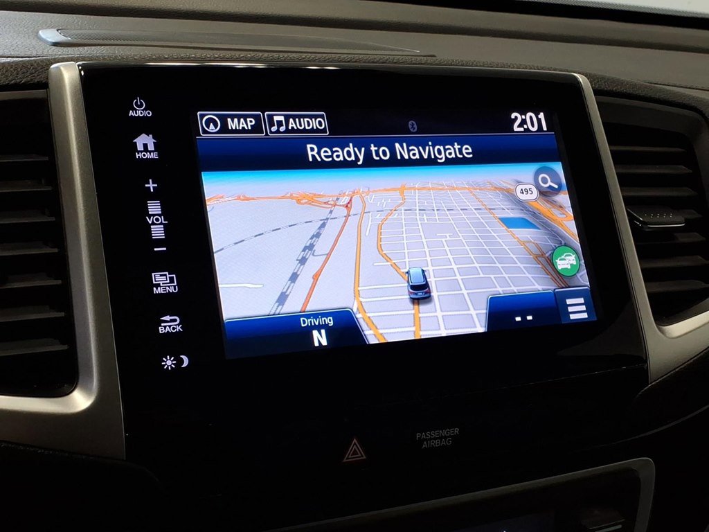 Used 2017 Honda Pilot Touring image 14