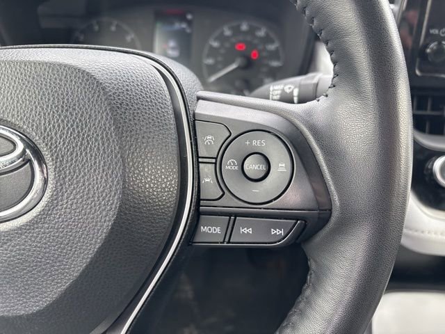 Used 2024 Toyota Corolla SE image 25