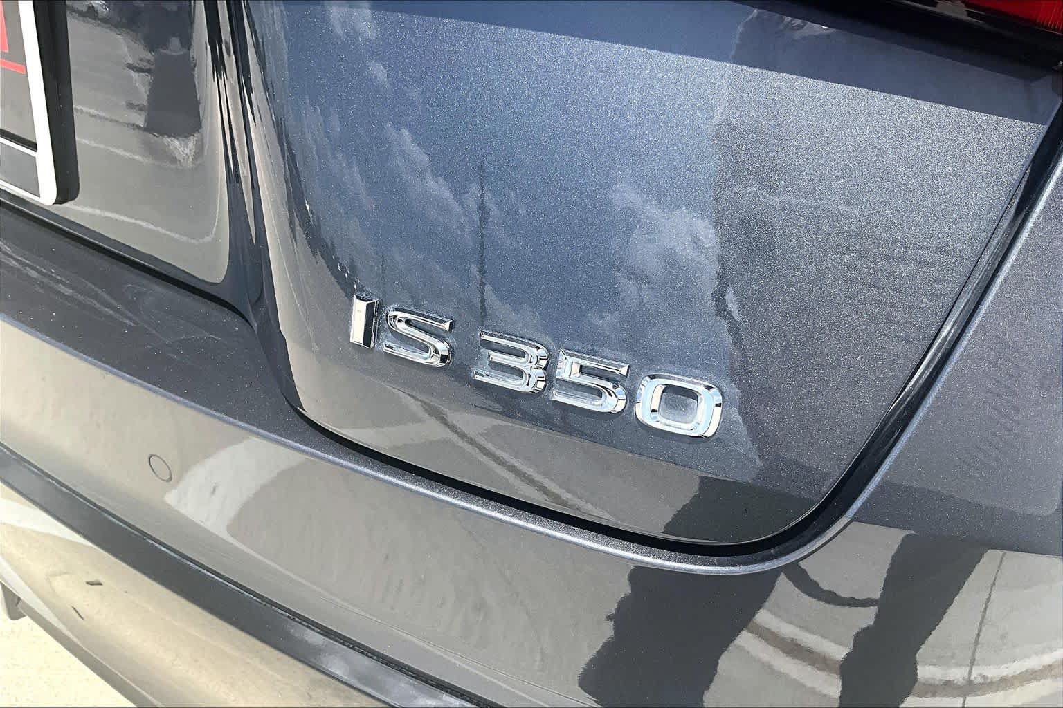 Used 2022 Lexus IS 350 F Sport w/ Navigation Package RWD image 9