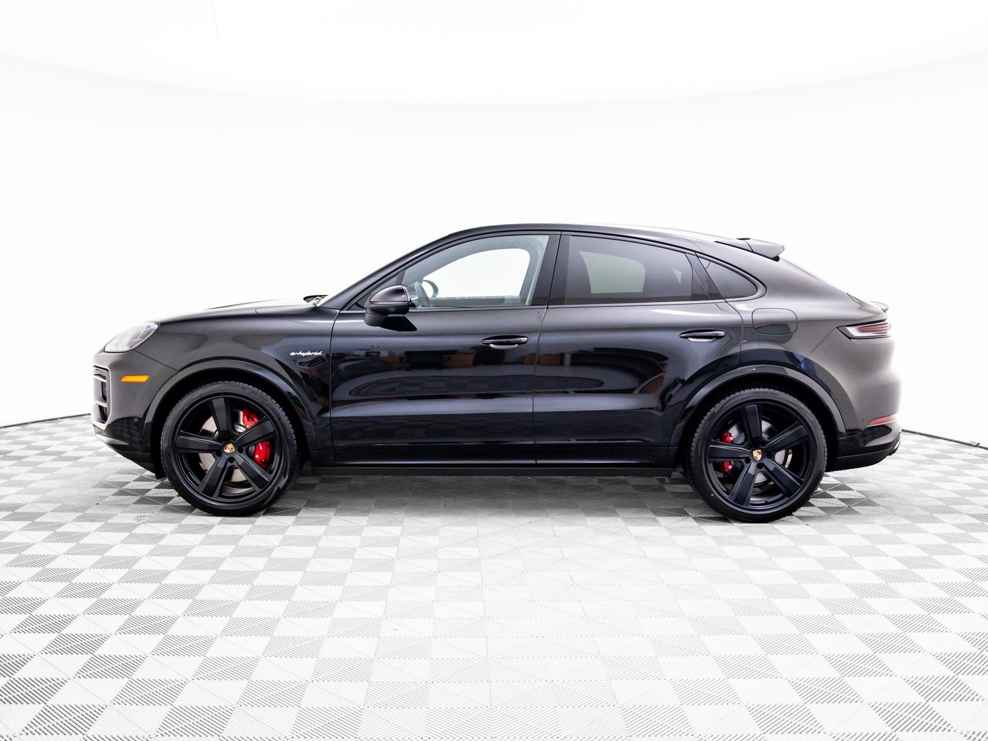 New 2026 Porsche Cayenne S video 2