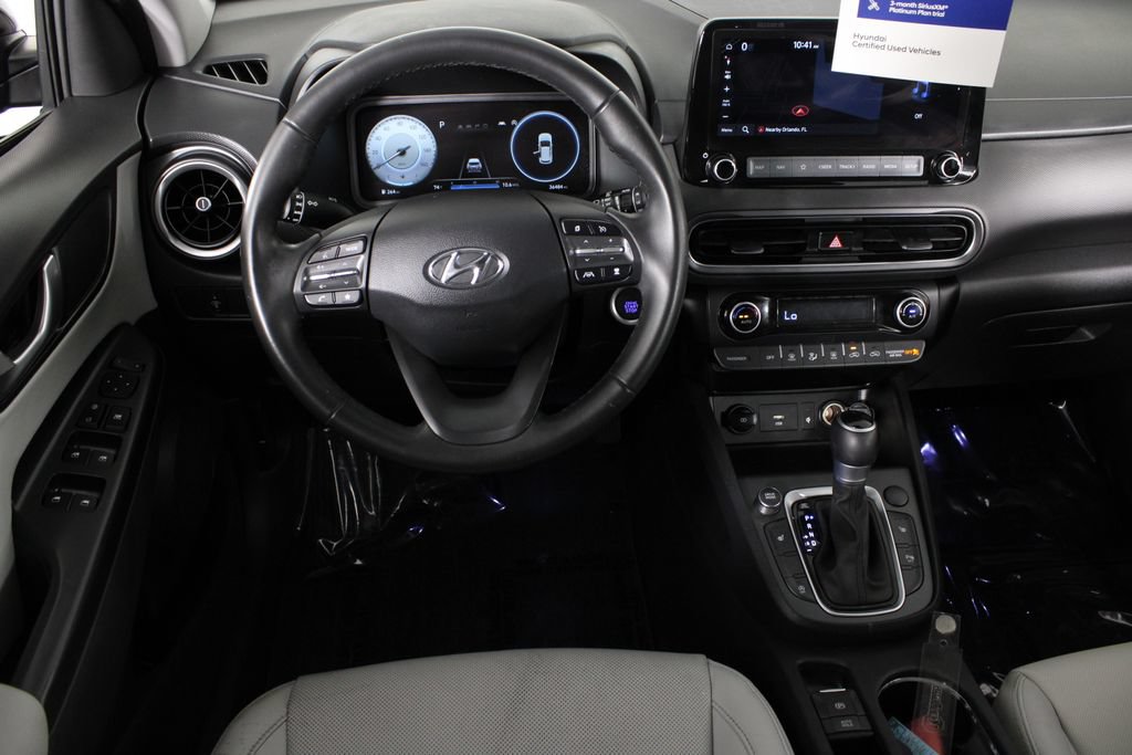 Certified 2022 Hyundai Kona Limited FWD image 8