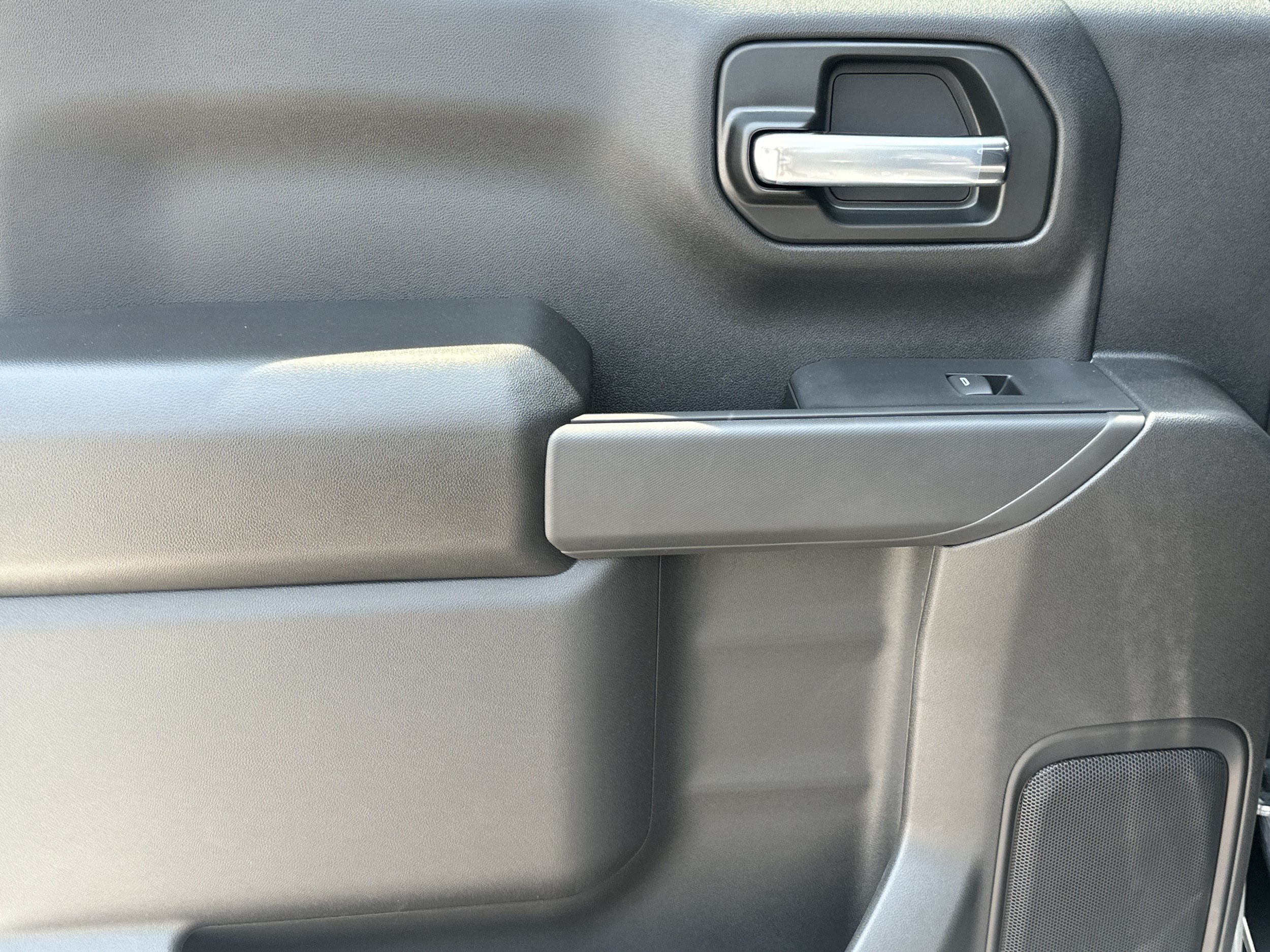 New 2026 Chevrolet Silverado 1500 Custom w/ Turbomax Blackout Package AWD/4WD image 21