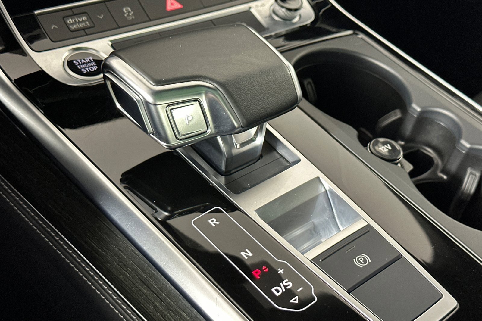 Used 2023 Audi Q8 Premium Plus w/ Premium Plus Package image 21