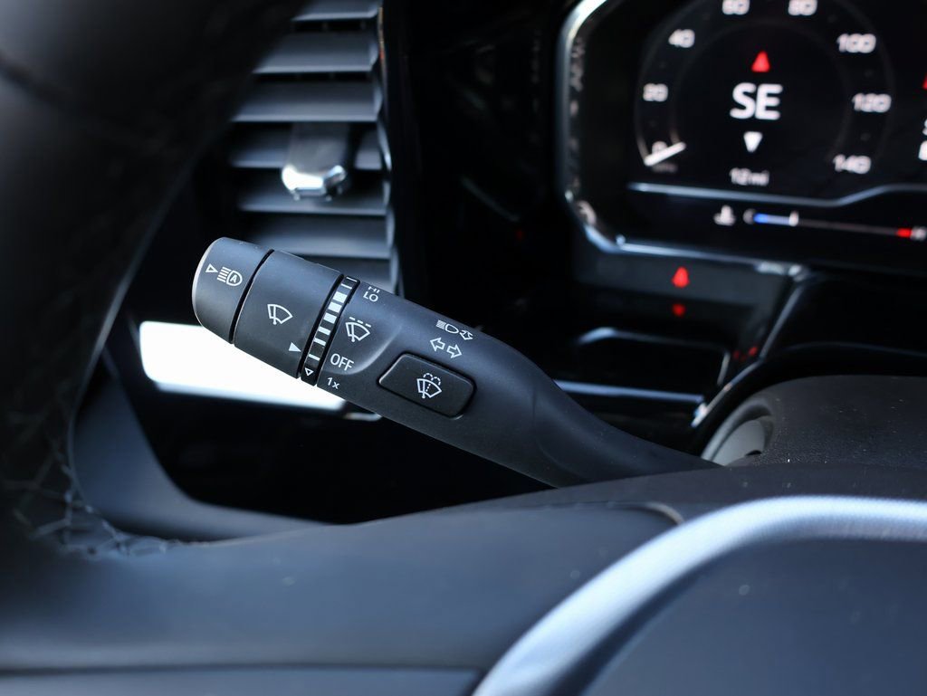 New 2025 GMC Sierra 2500 SLT w/ SLT Convenience Package image 18