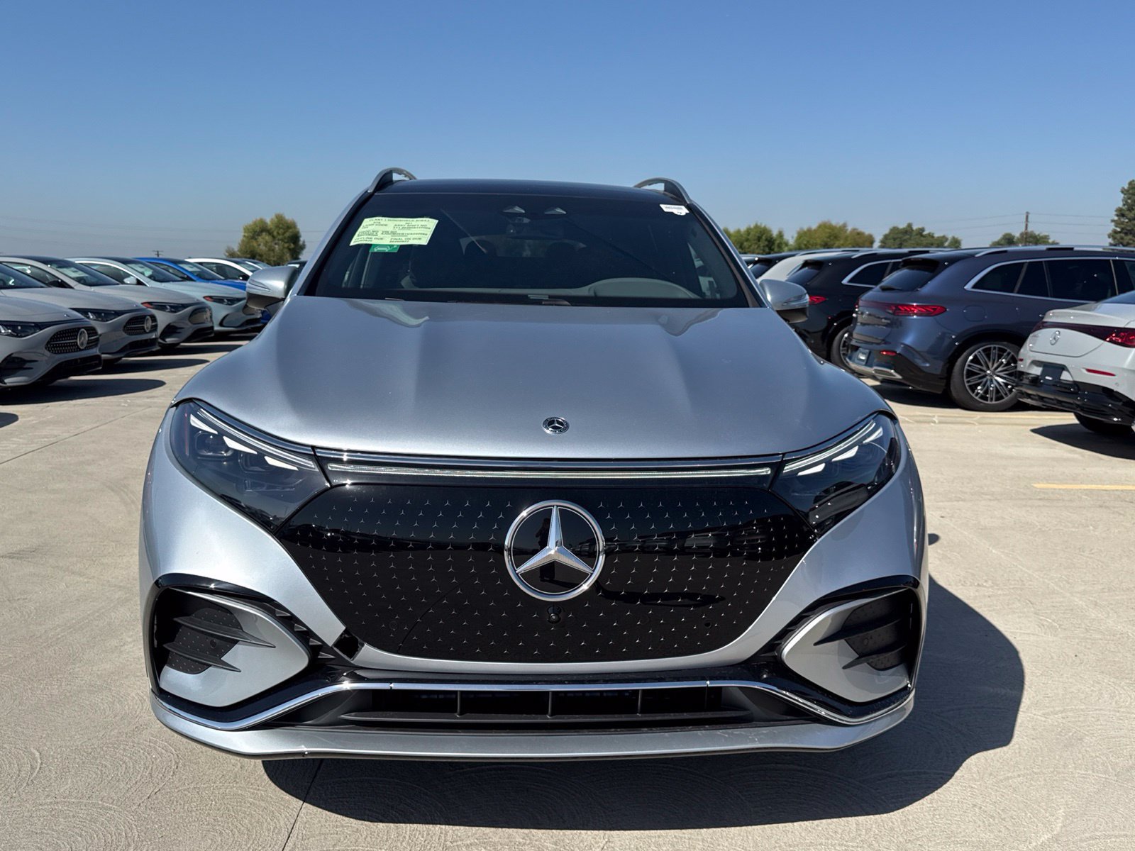 New 2027 Mercedes-Benz EQS 400 4MATIC SUV image 5