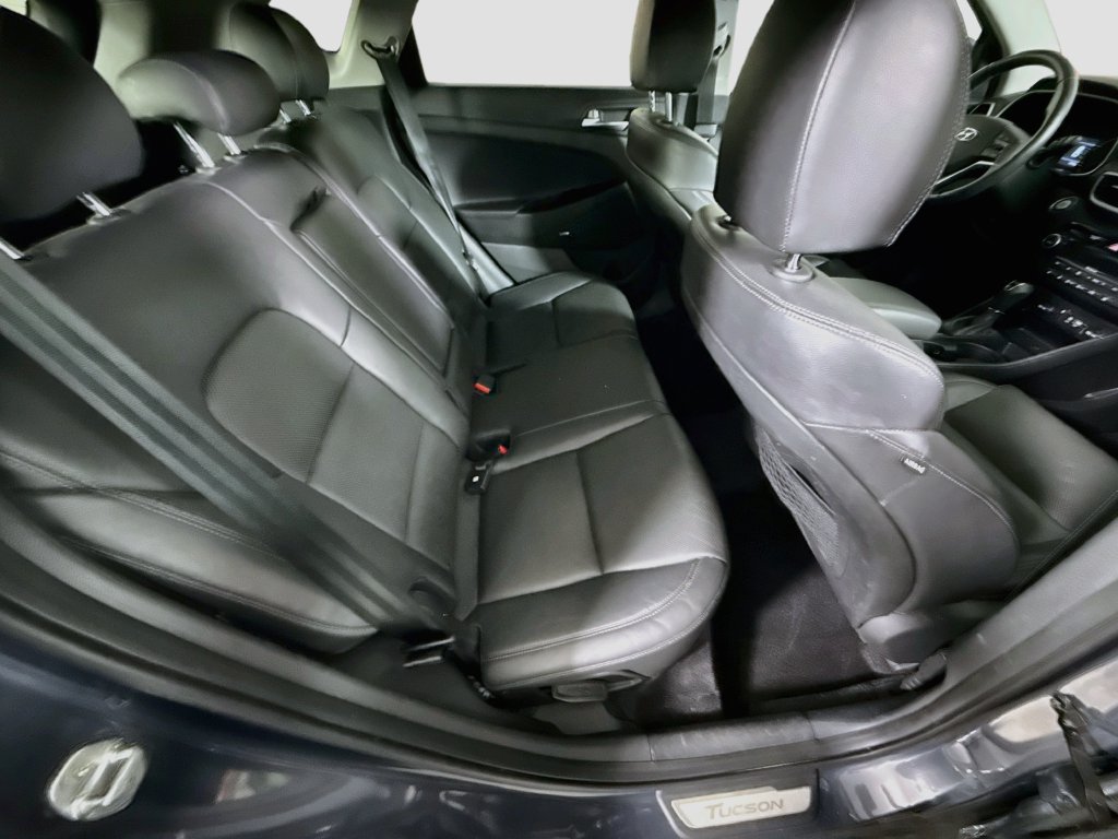 Used 2021 Hyundai Tucson Limited AWD/4WD image 28
