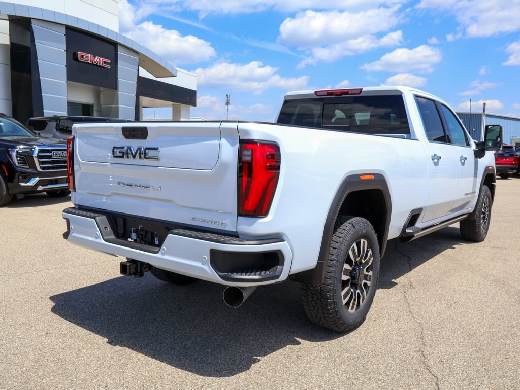 New 2026 GMC Sierra 3500 Denali Ultimate AWD/4WD image 3