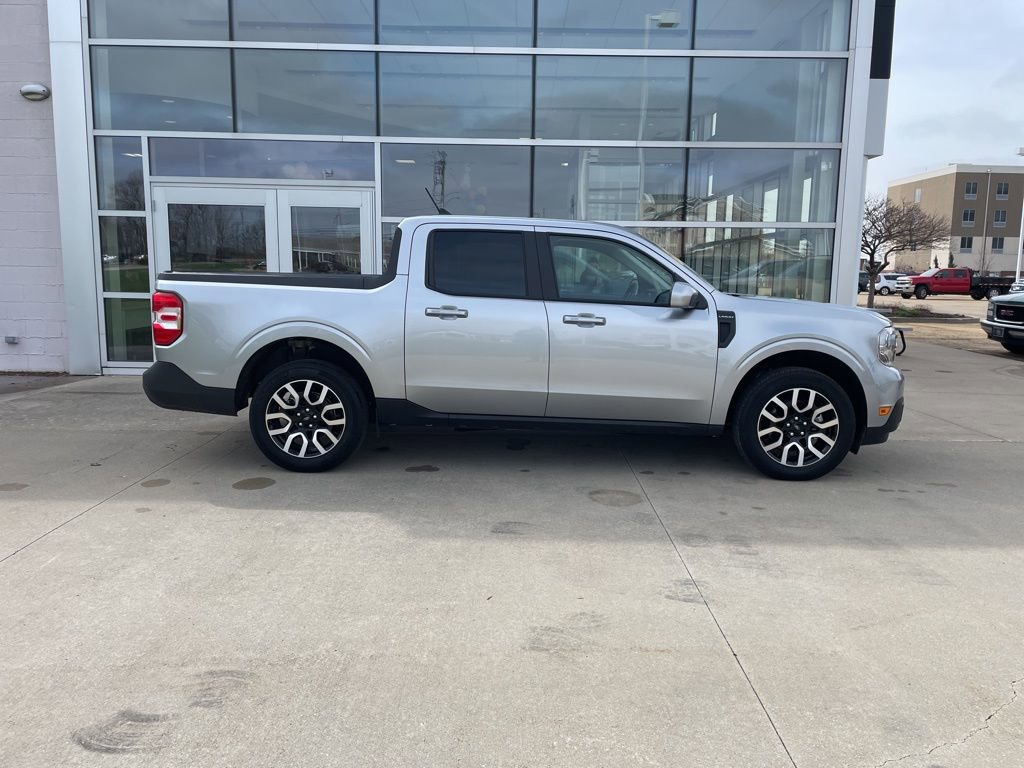 Used 2023 Ford Maverick Lariat w/ Lariat Luxury Package image 4