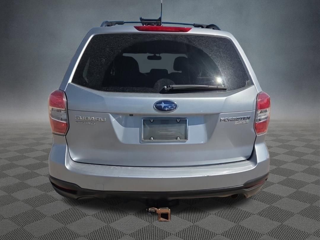 Used 2015 Subaru Forester 2.5i Premium w/ All-Weather Package AWD/4WD image 4