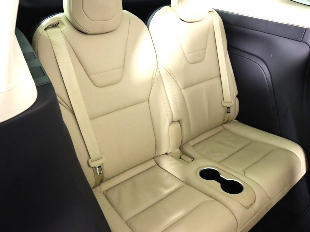 Used 2016 Tesla Model X 75D AWD/4WD image 37