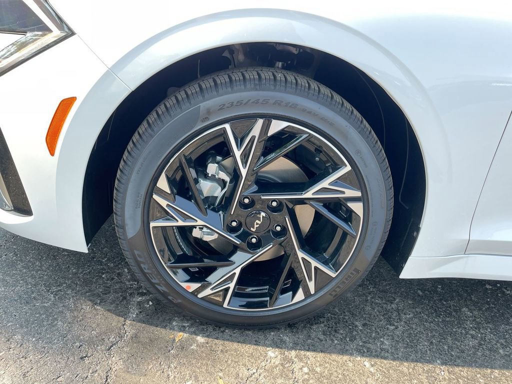 New 2026 Kia K5 GT-Line image 36