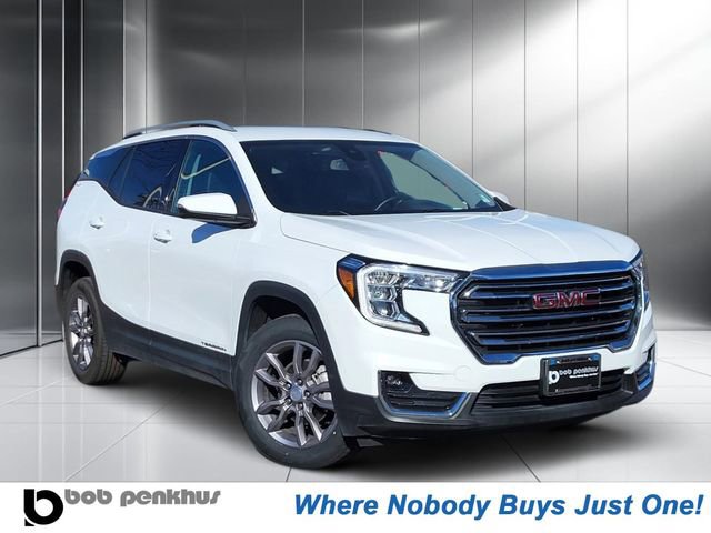 Used 2024 GMC Terrain SLT image 1