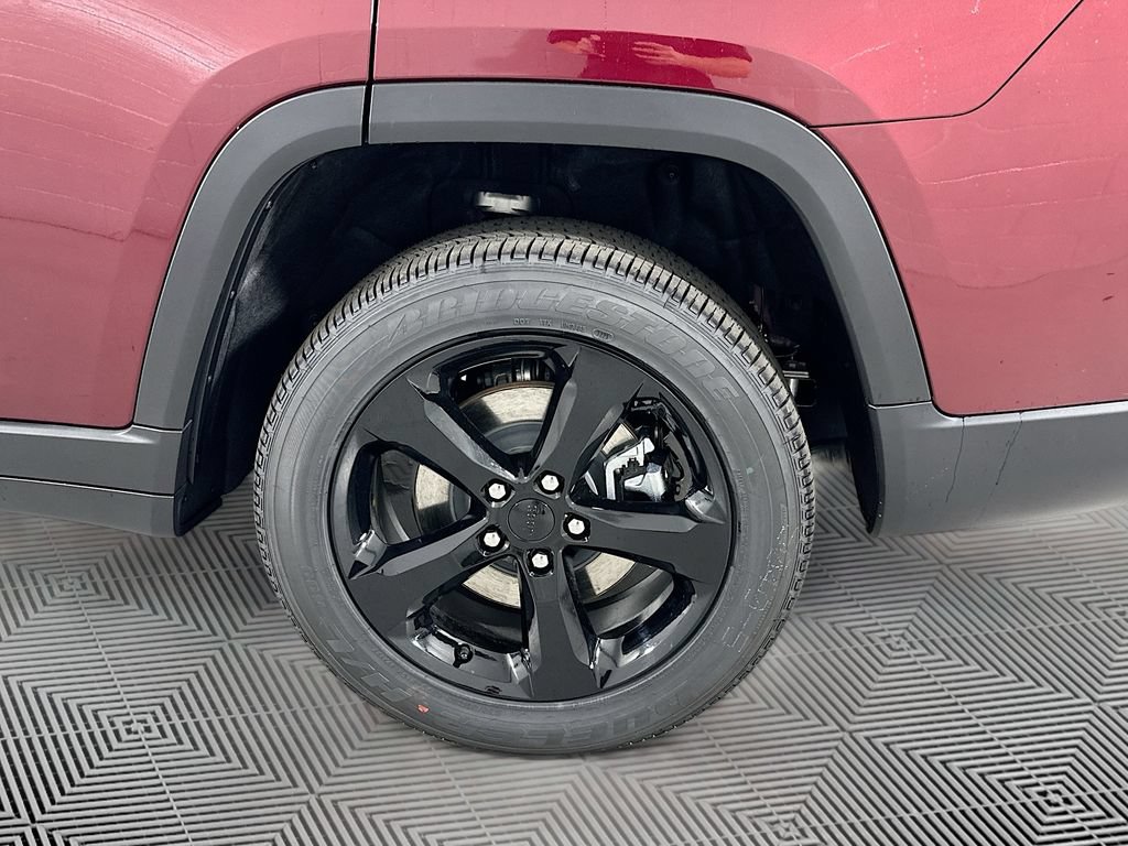New 2025 Jeep Grand Cherokee L Altitude AWD/4WD image 16