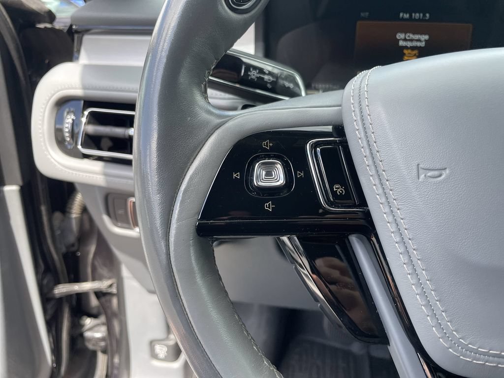 Used 2020 Lincoln Aviator Reserve w/ Equipment Group 202A AWD/4WD image 17