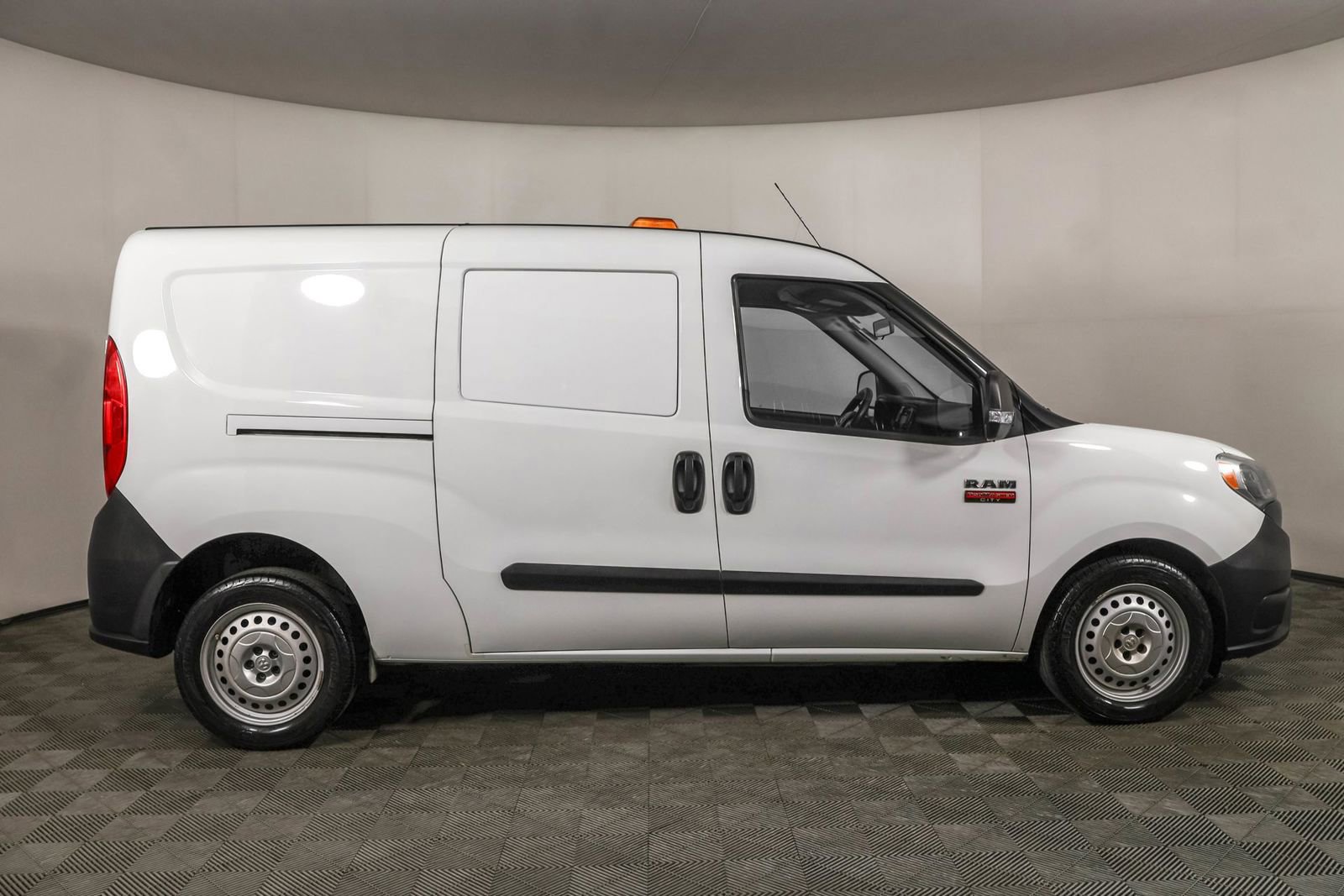 Used 2020 RAM ProMaster City Tradesman image 13