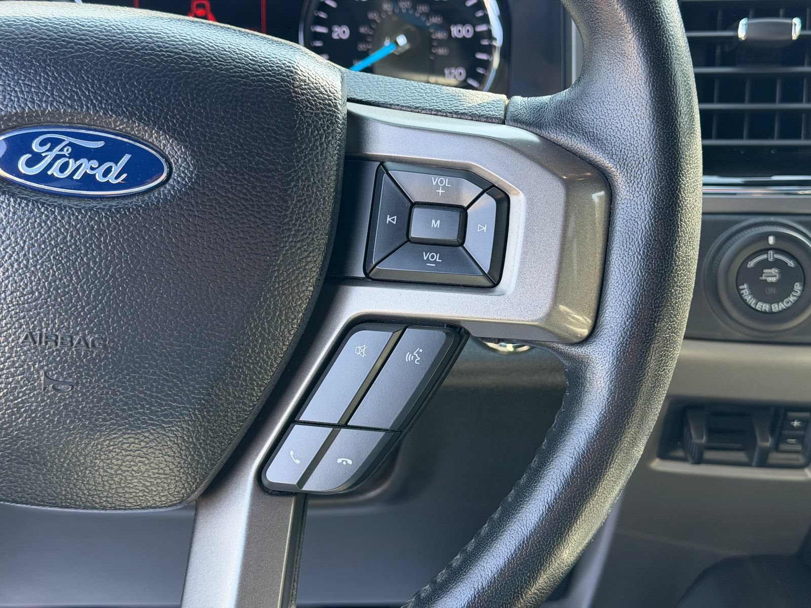 Used 2021 Ford Expedition XLT AWD/4WD image 31