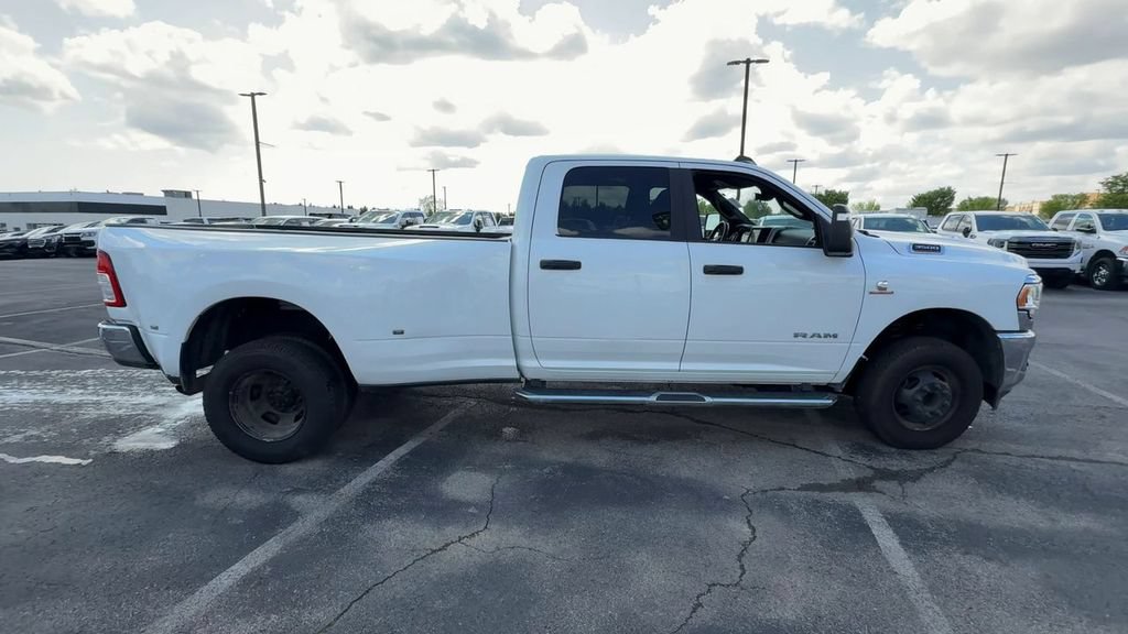 Used 2024 RAM 3500 Big Horn AWD/4WD image 9