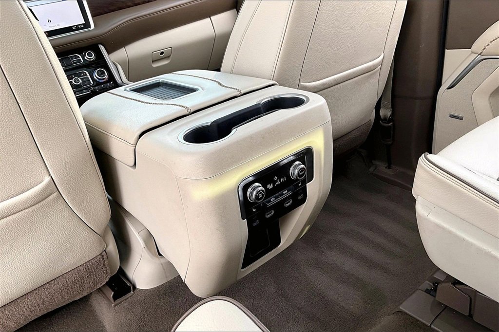 Used 2021 GMC Yukon XL Denali w/ Denali Ultimate Package image 25
