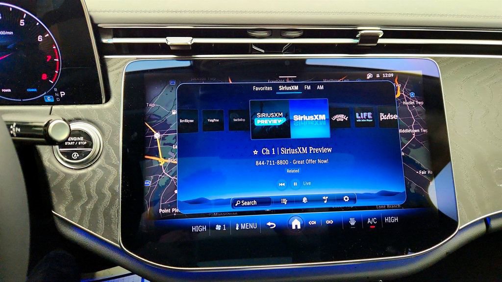 Used 2024 Mercedes-Benz E 450 E 450 4MATIC Sedan, Pinnacle w w/ Driver Assistance Package image 18