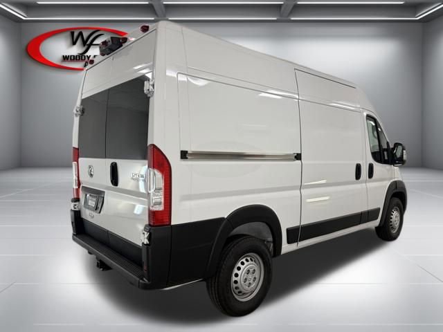 New 2025 RAM ProMaster 1500 w/ Premium Convenience Group FWD image 7