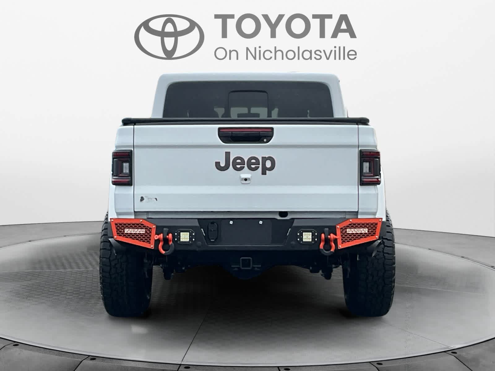 Used 2023 Jeep Gladiator Mojave w/ LED Lighting Group AWD/4WD image 4