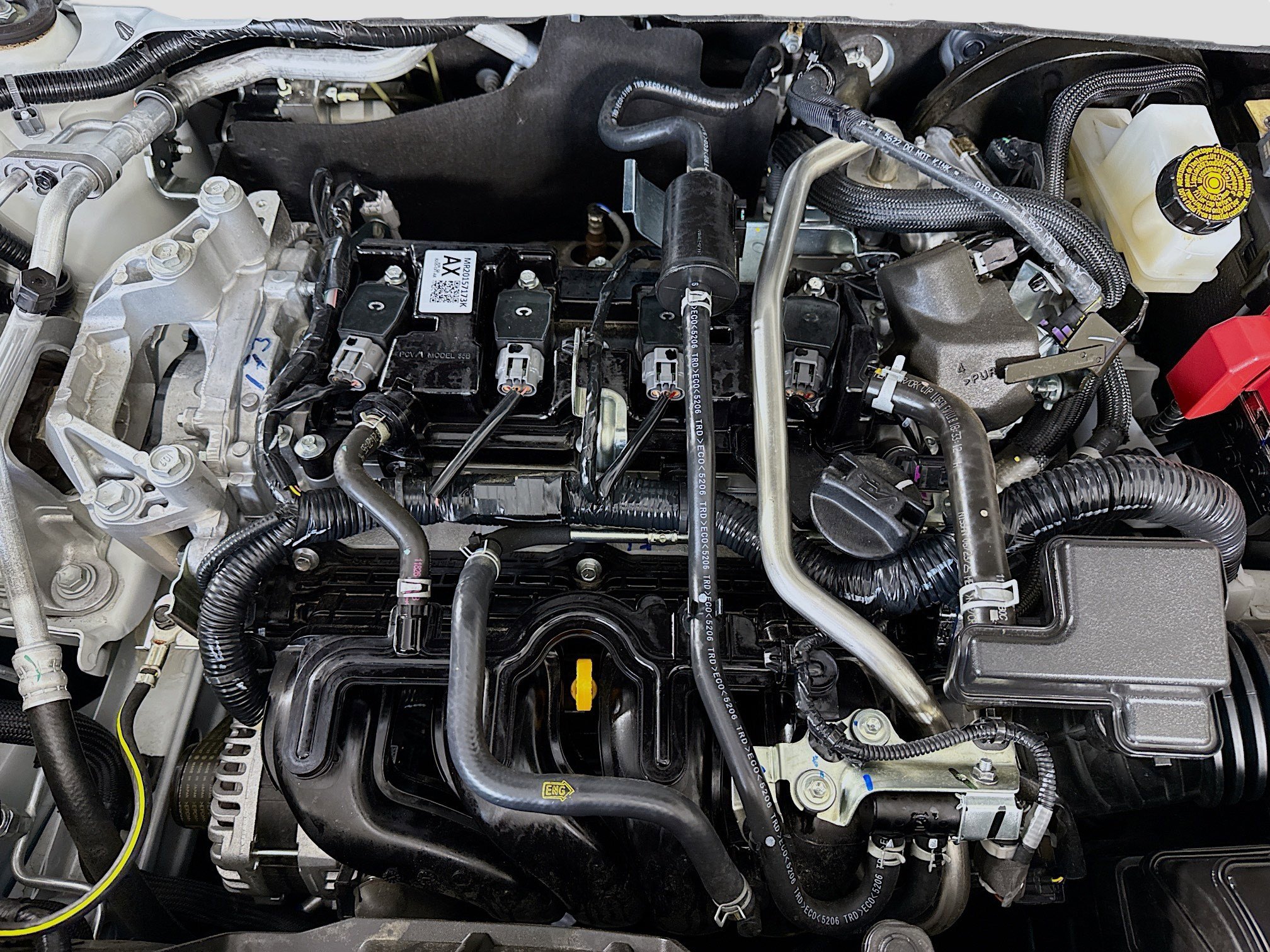 Used 2026 Nissan Kicks SR image 39