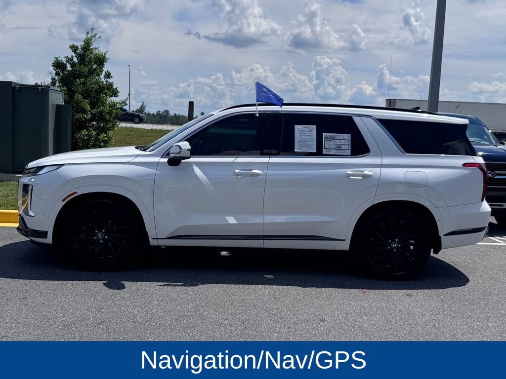Used 2024 Hyundai Palisade Calligraphy AWD/4WD image 3