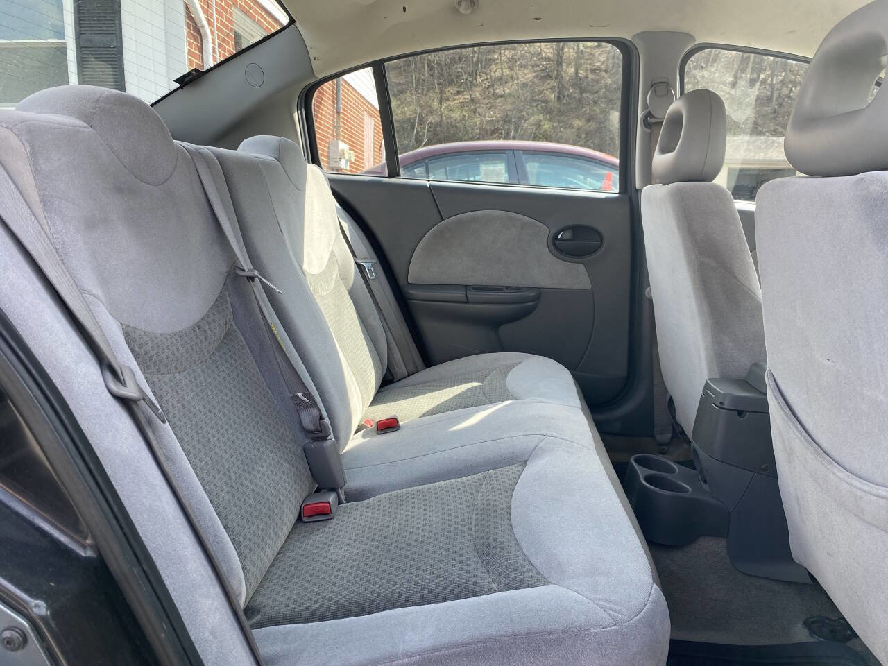 Used 2004 Saturn ION Level 3 image 21