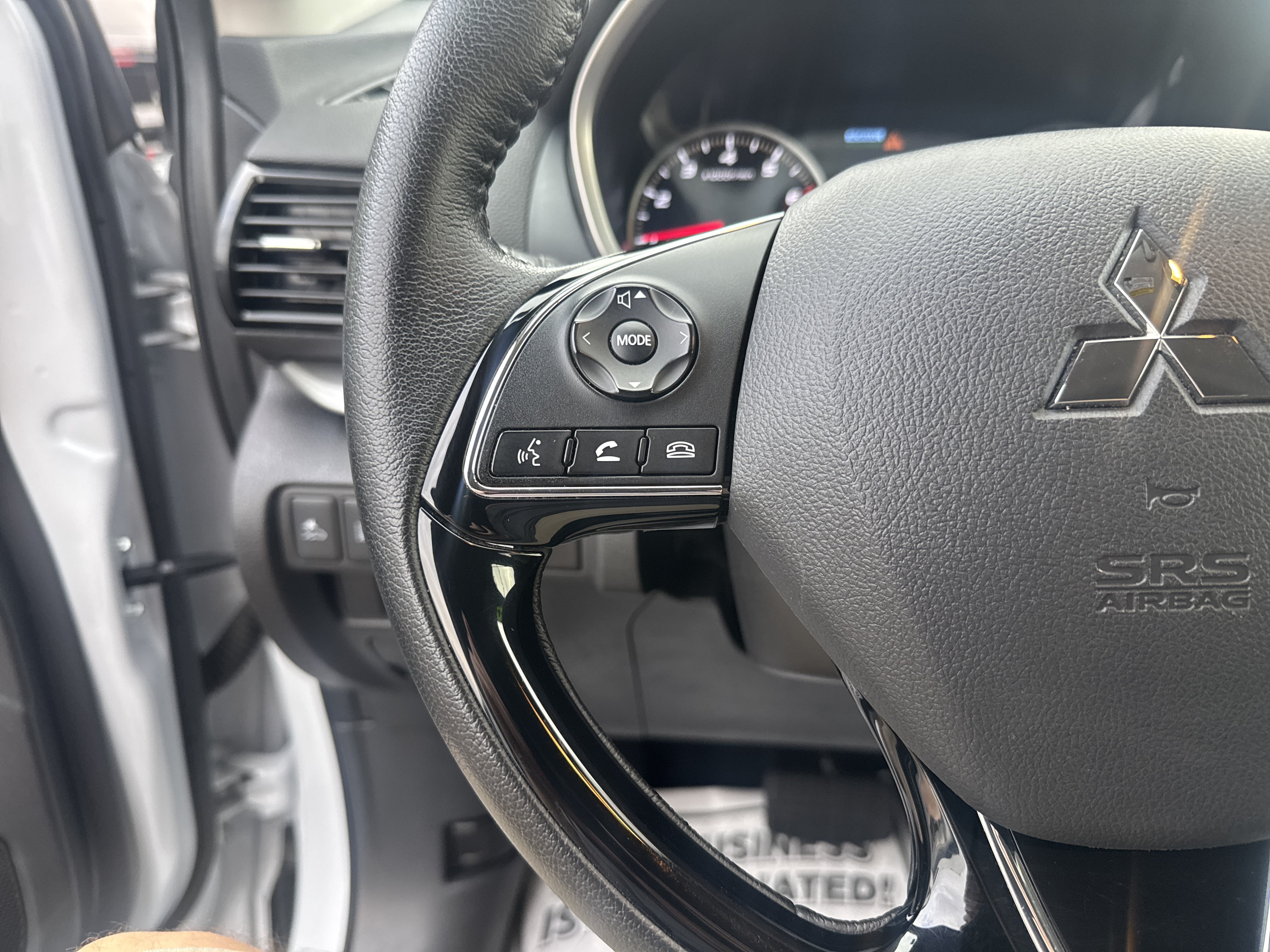 Used 2025 Mitsubishi Eclipse Cross SE AWD/4WD image 18