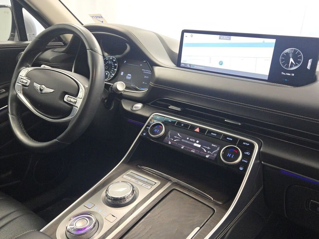Used 2024 Genesis GV80 2.5T image 9
