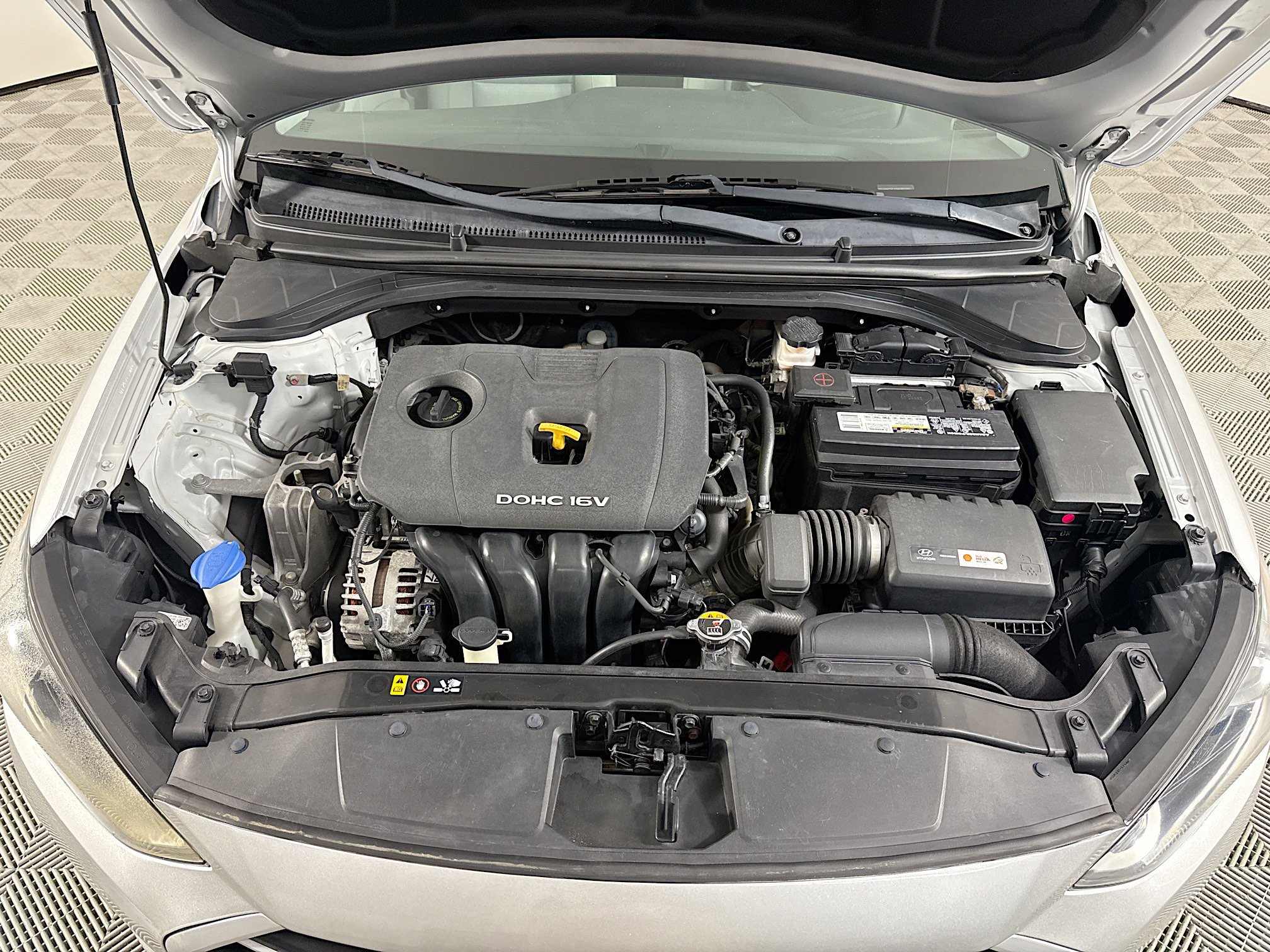 Used 2017 Hyundai Elantra SE w/ Cargo Package image 37