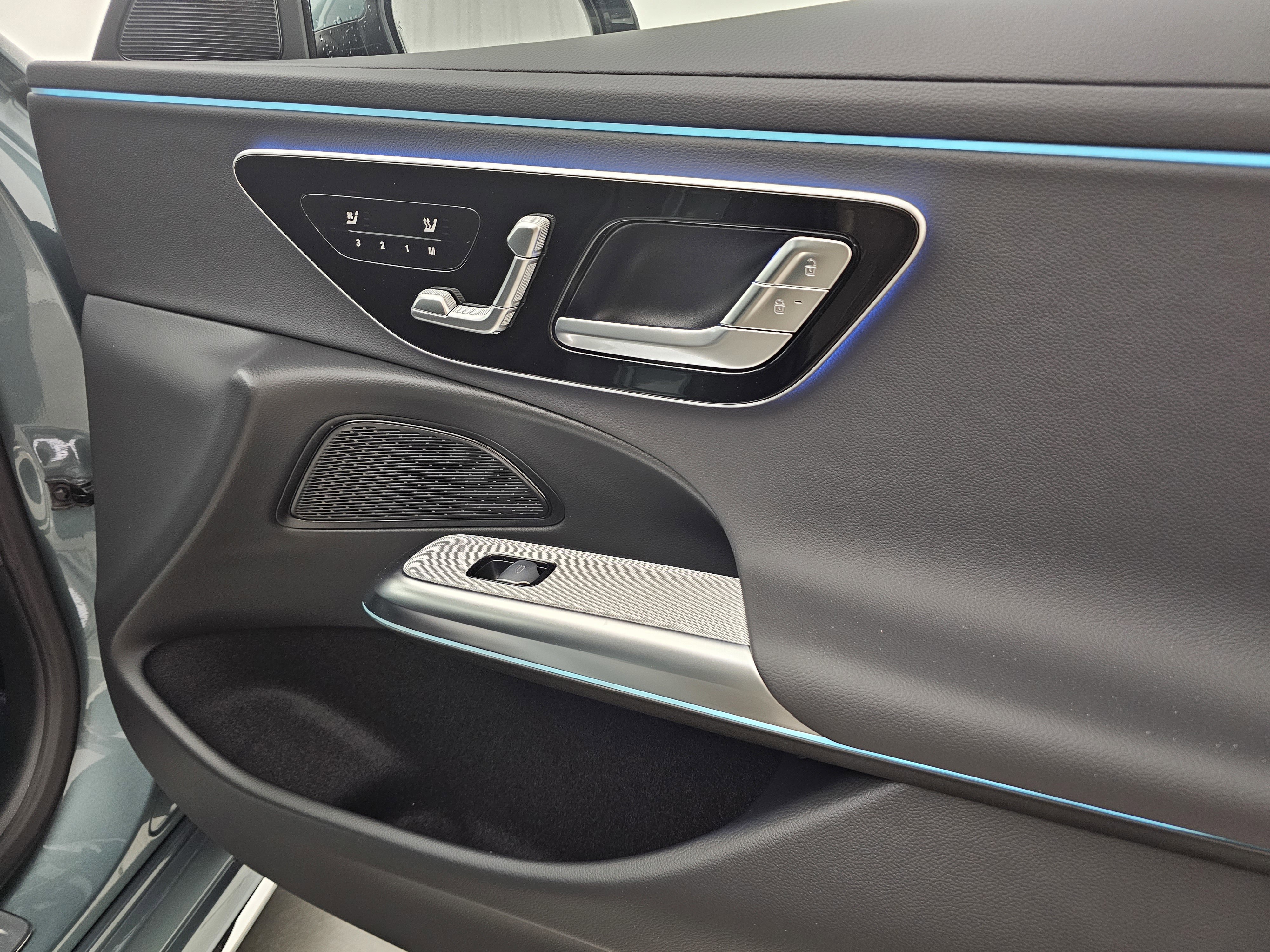 New 2026 Mercedes-Benz E 350 4MATIC Sedan image 19