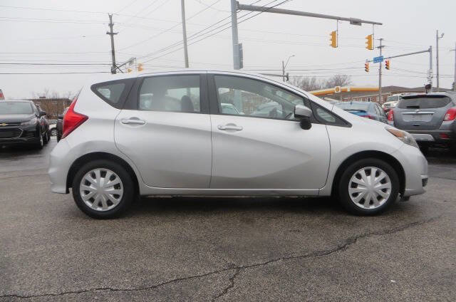 Used 2018 Nissan Versa Note S image 6