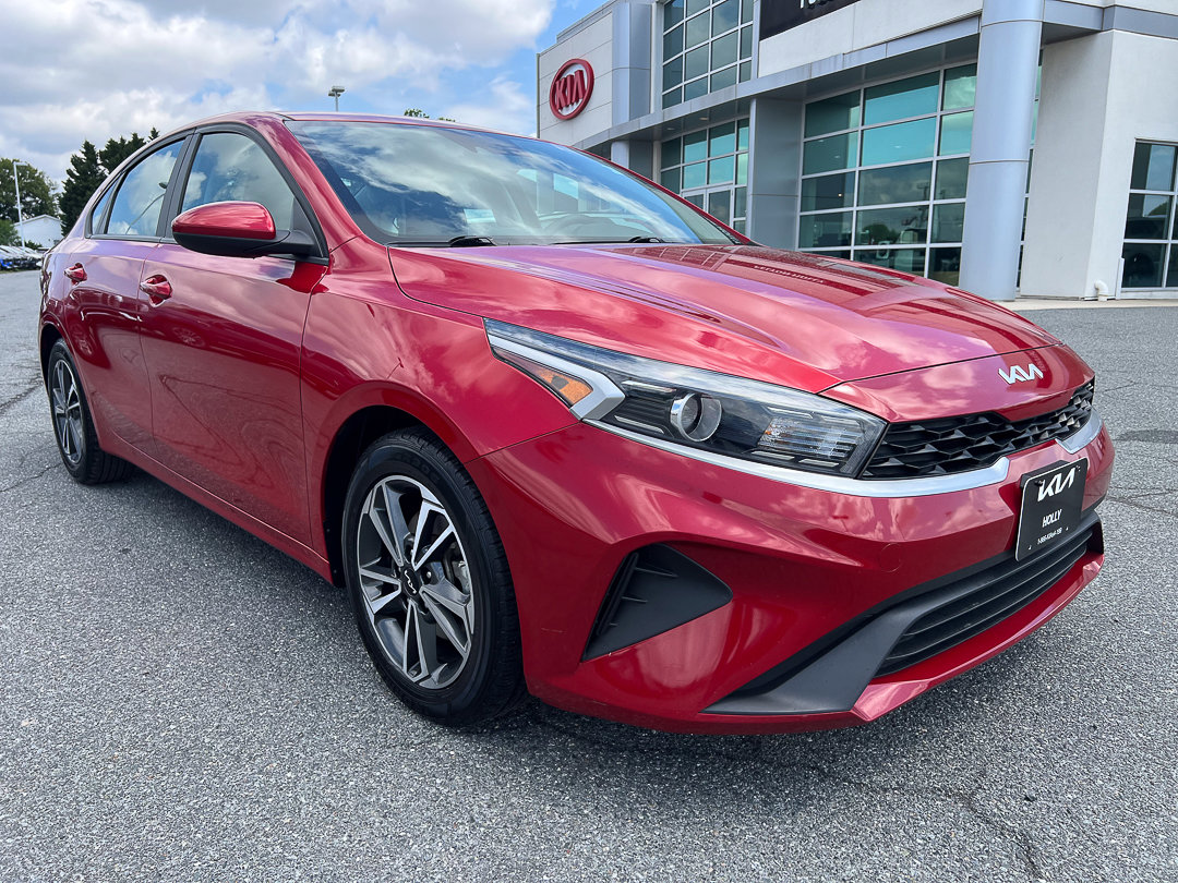 Used 2023 Kia Forte LXS FWD image 7